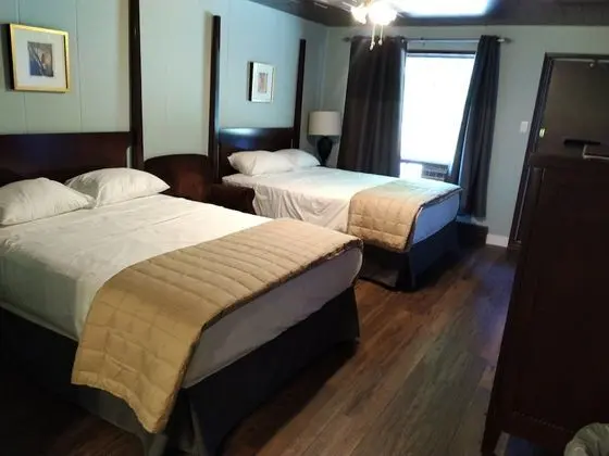 Standard Tek Büyük Yataklı Oda, 2 Büyük (Queen) Boy Yatak, Bahçe Manzaralı, Bahçeli