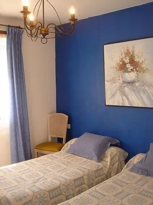 İki Ayrı Yataklı Oda, 2 Tek Kişilik Yatak