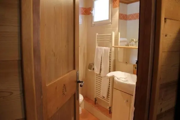 Economy Tek Büyük Yataklı Oda