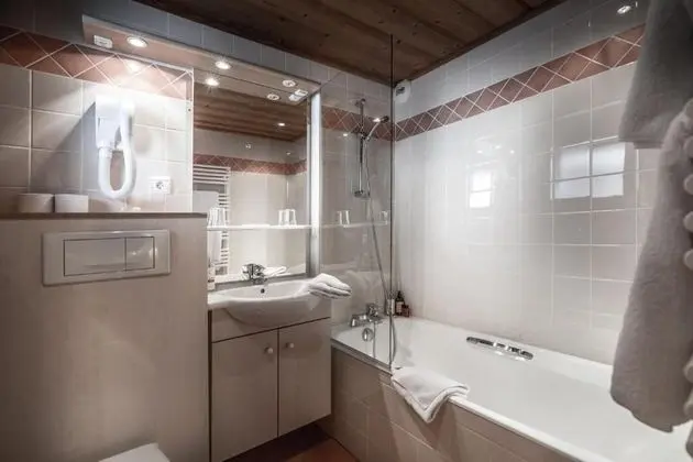 Tek Büyük Yataklı Oda, Küvet