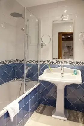 Dört Kişilik Oda