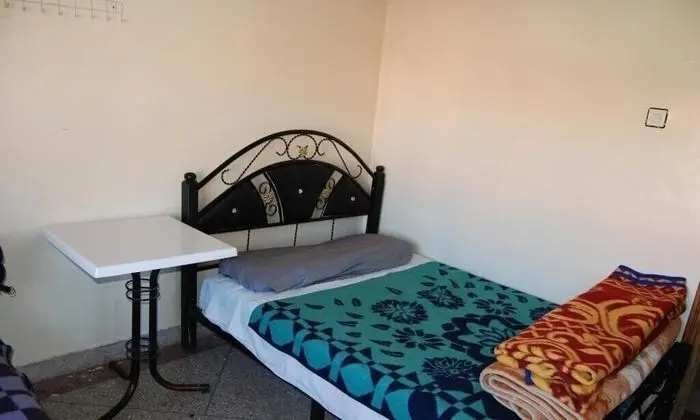 Üç Kişilik Oda