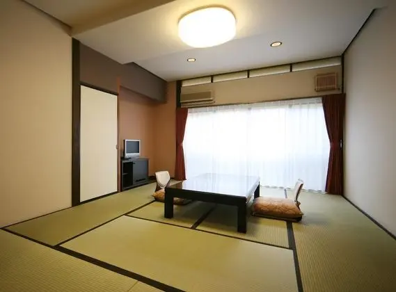 Traditional İki Ayrı Yataklı Oda (Japanese-Style, Private Toilet)