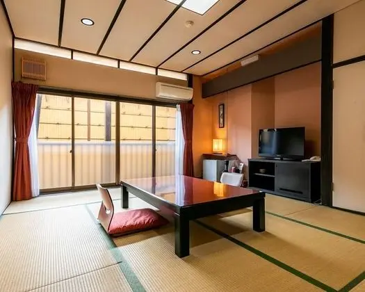 Traditional İki Ayrı Yataklı Oda, Ortak Banyo (Japanese Style)