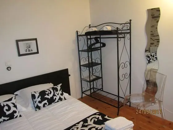 Tek Büyük Yataklı Oda (Marilyn Monroe)