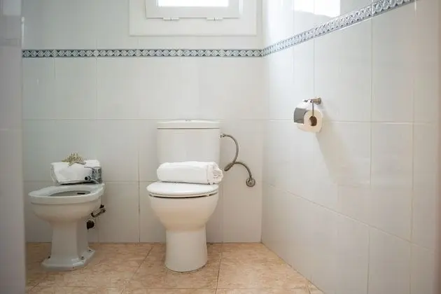 Üç Kişilik Oda