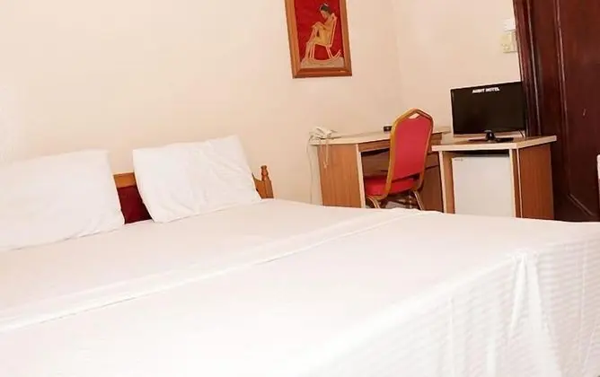 Executive Tek Büyük Yataklı Oda