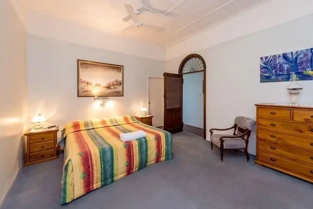 Executive Oda, Sigara İçilmez (Executive Suite)