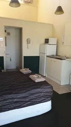Stüdyo, 2 Tek Kişilik Yatak