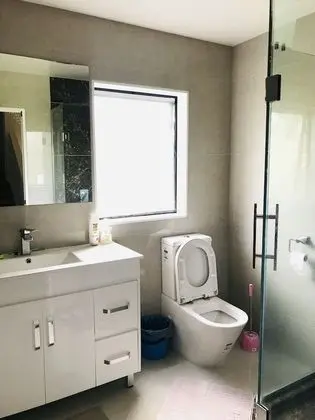Tek Büyük Yataklı Oda, Banyolu/Duşlu