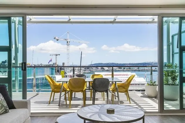 Luxury Apart Daire, 2 Yatak Odası, Liman Manzaralı