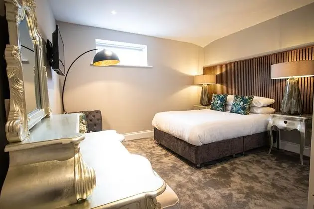 Deluxe Tek Büyük Yataklı Oda, Banyolu/Duşlu