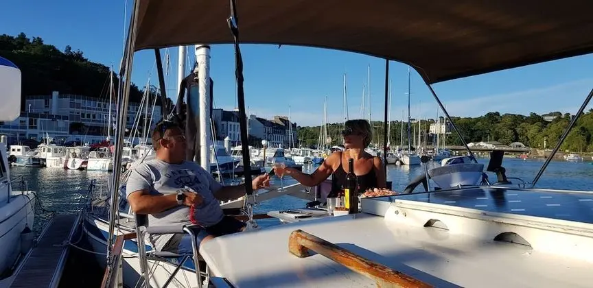 Stüdyo (Yacht Time Out)