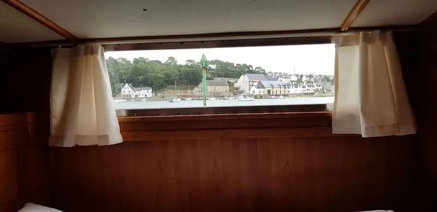 Stüdyo (Yacht Time Out)