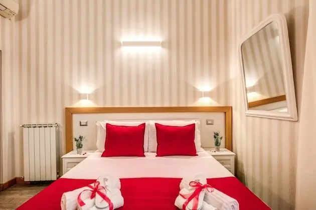 Tek Büyük veya İki Ayrı Yataklı Oda, Banyolu/Duşlu