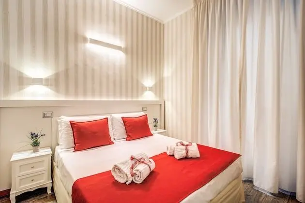 Tek Büyük veya İki Ayrı Yataklı Oda, Banyolu/Duşlu