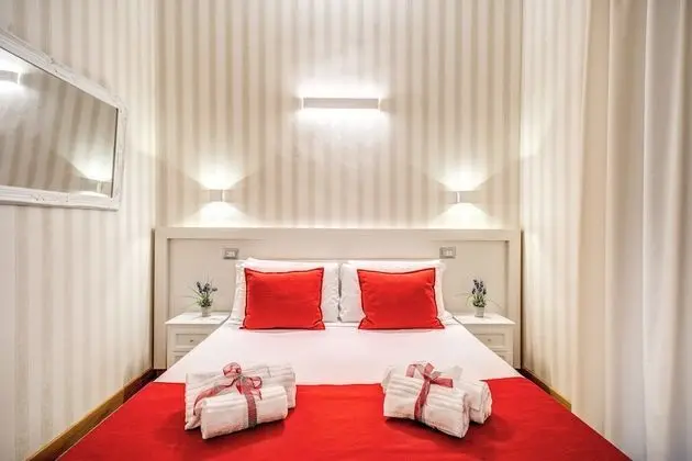 Tek Büyük veya İki Ayrı Yataklı Oda, Banyolu/Duşlu