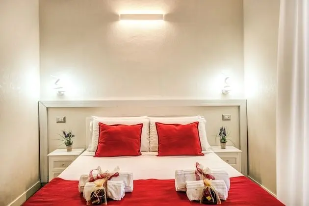 Tek Büyük veya İki Ayrı Yataklı Oda, Banyolu/Duşlu