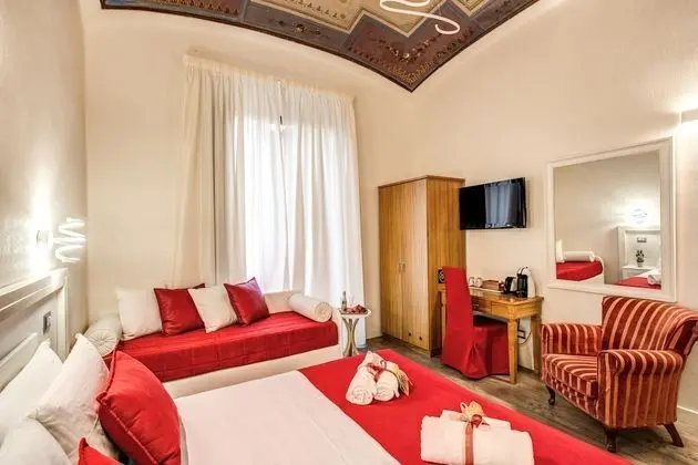 Üç Kişilik Oda, Banyolu/Duşlu