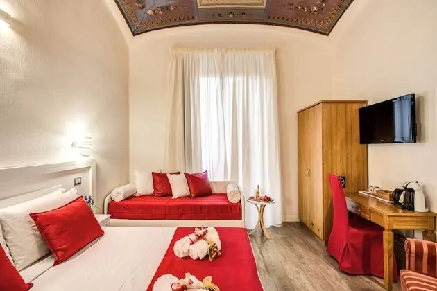 Üç Kişilik Oda, Banyolu/Duşlu