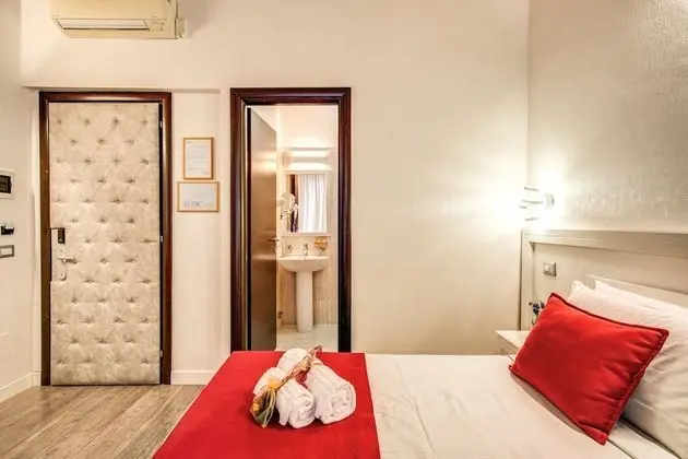 Üç Kişilik Oda, Banyolu/Duşlu