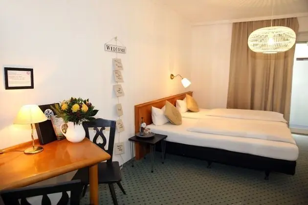 Basic Tek Büyük veya İki Ayrı Yataklı Oda