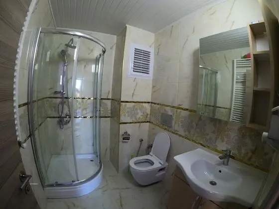 Apart Daire, 3 Yatak Odası, Göl Manzaralı
