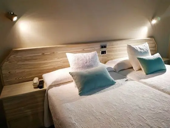 Standard Tek Büyük veya İki Ayrı Yataklı Oda