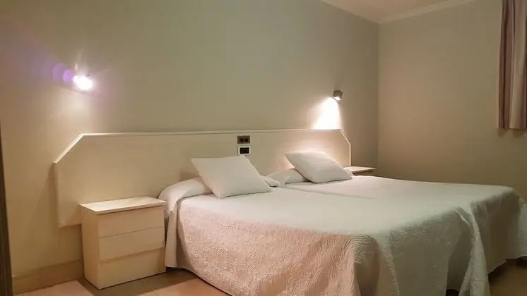 Standard Tek Büyük veya İki Ayrı Yataklı Oda