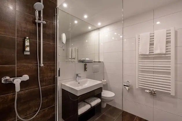 Comfort Tek Büyük Yataklı Oda
