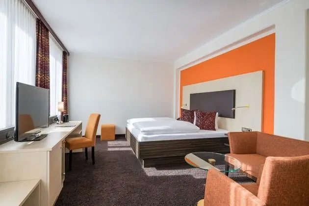 Deluxe Oda, 1 Çift Kişilik Yatak (Converts to 2 Twin Beds)