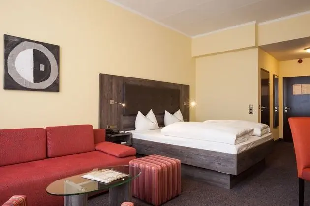 Deluxe Oda, 1 Çift Kişilik Yatak (Converts to 2 Twin Beds)