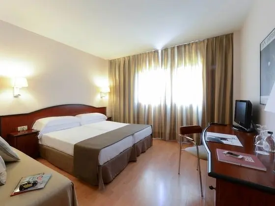 Üç Kişilik Oda (2 adults and 1 kid)