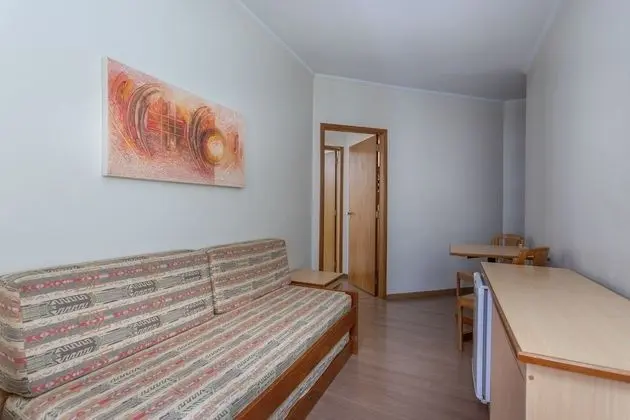 Superior Oda (2 Single Bed and 1 sofa bed)