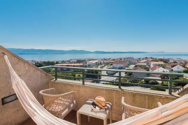 Tek Büyük Yataklı Oda (Gold Views)