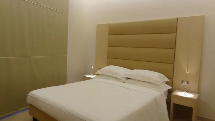 Tek Büyük Yataklı Oda