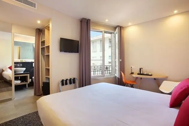 Deluxe Tek Büyük veya İki Ayrı Yataklı Oda