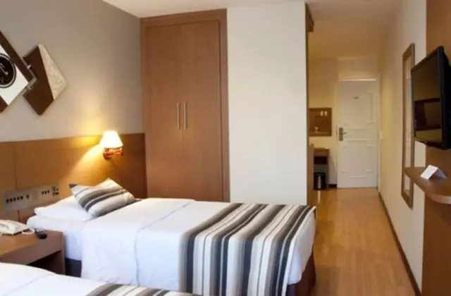 Süit, 3 Tek Kişilik Yatak