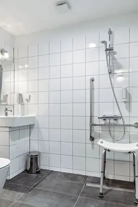 Standard Tek Büyük Yataklı Oda