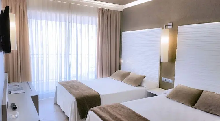 Quadruple, Pool view (3+1)