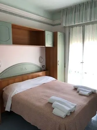 Comfort Tek Büyük veya İki Ayrı Yataklı Oda