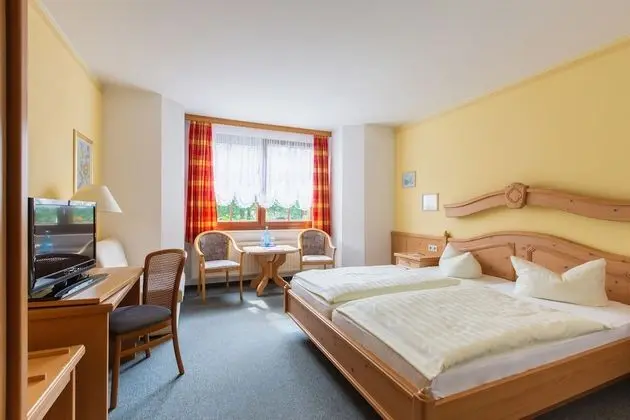 Tek Büyük Yataklı Oda (Panoramablick)