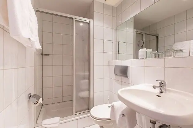 Tek Büyük Yataklı Oda (Panoramablick)