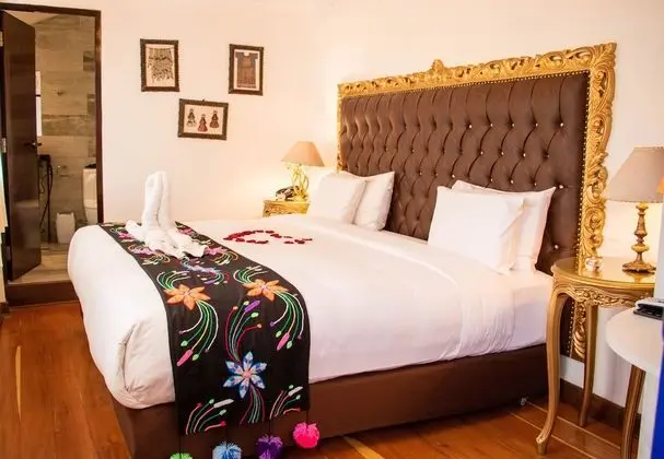 Deluxe Tek Büyük Yataklı Oda, Küvet