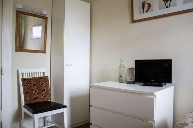 Tek Kişilik Oda (Private External Bathroom)