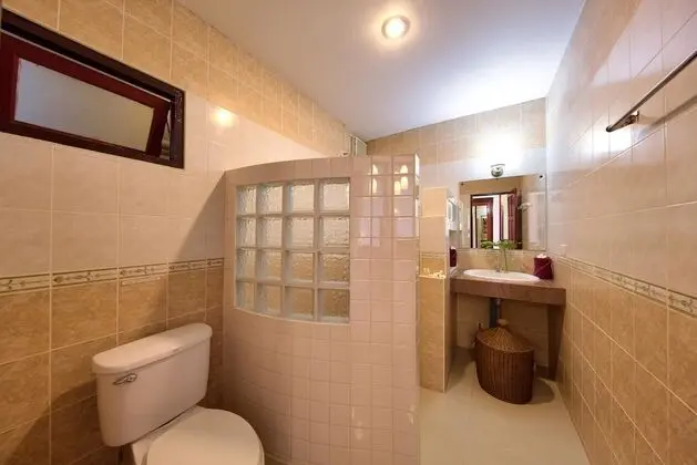 Deluxe Üç Kişilik Oda, Mutfak, Havuz Kenarı