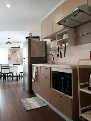 Family Room (2nd Floor)