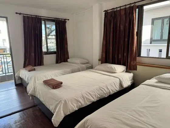 Deluxe Room with Private Bathroom