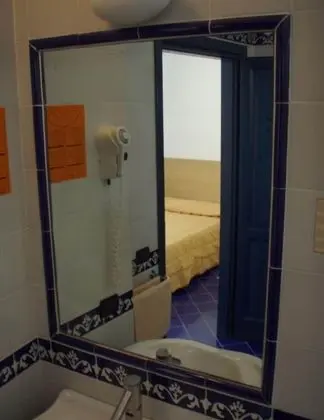 Classic Üç Kişilik Oda