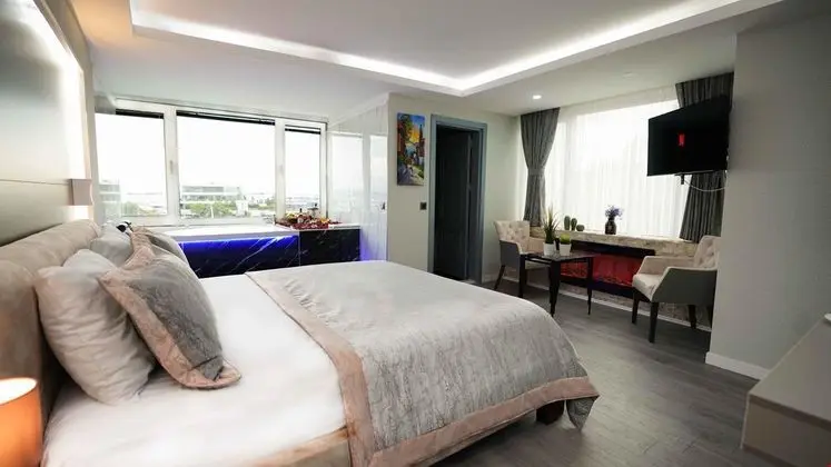 Premium Suite Jakuzi Şömine